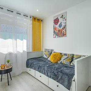  Appartement Catalans:studio Entre La Mer&le Parc Pharo France